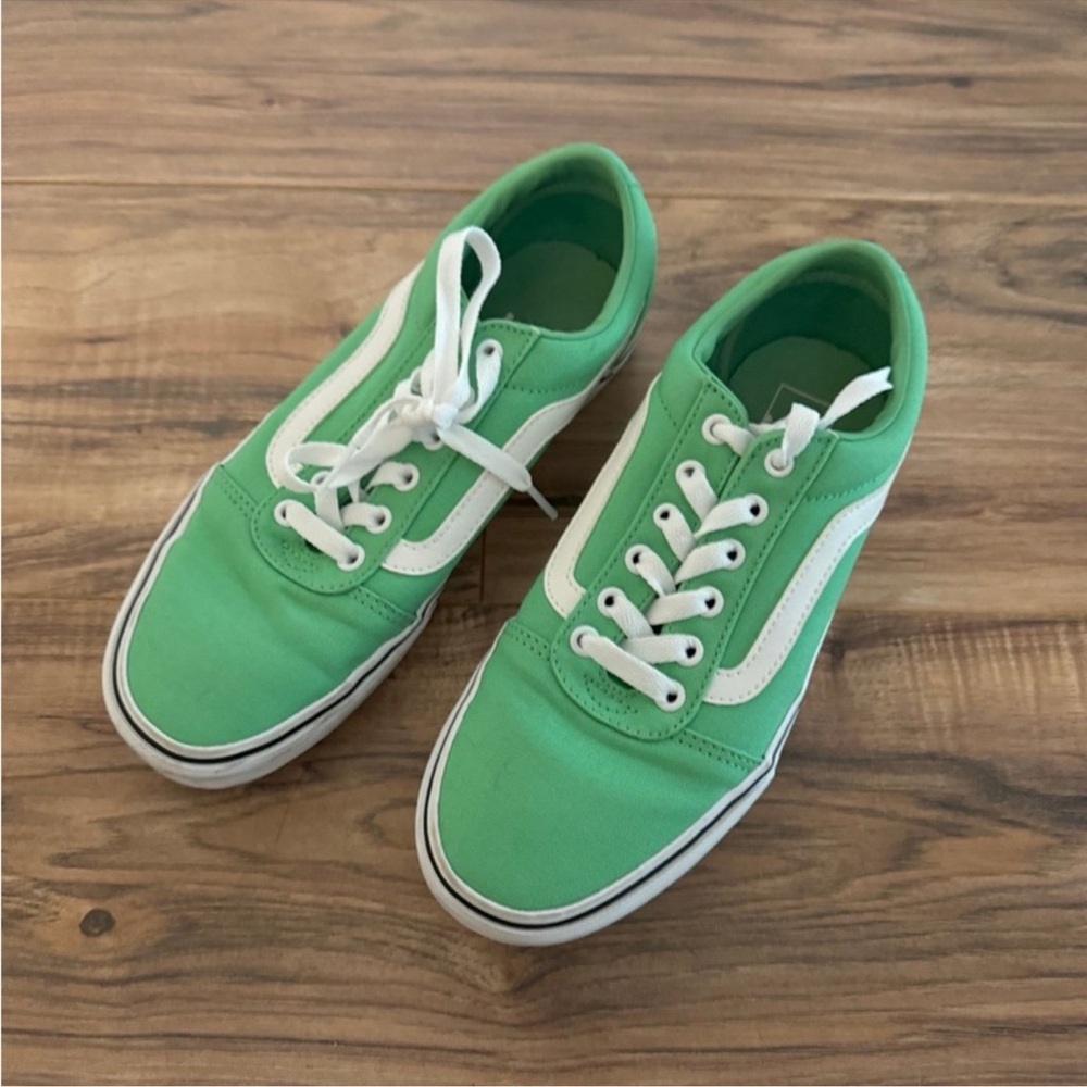 Women’s Green Vans